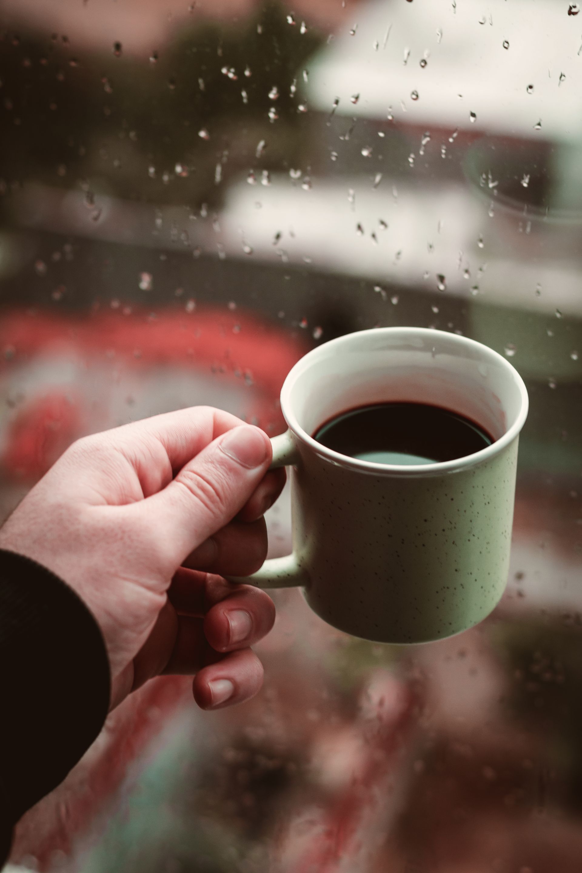 A Piping Hot Cup of Rain: A short story by Shubhangi Singh